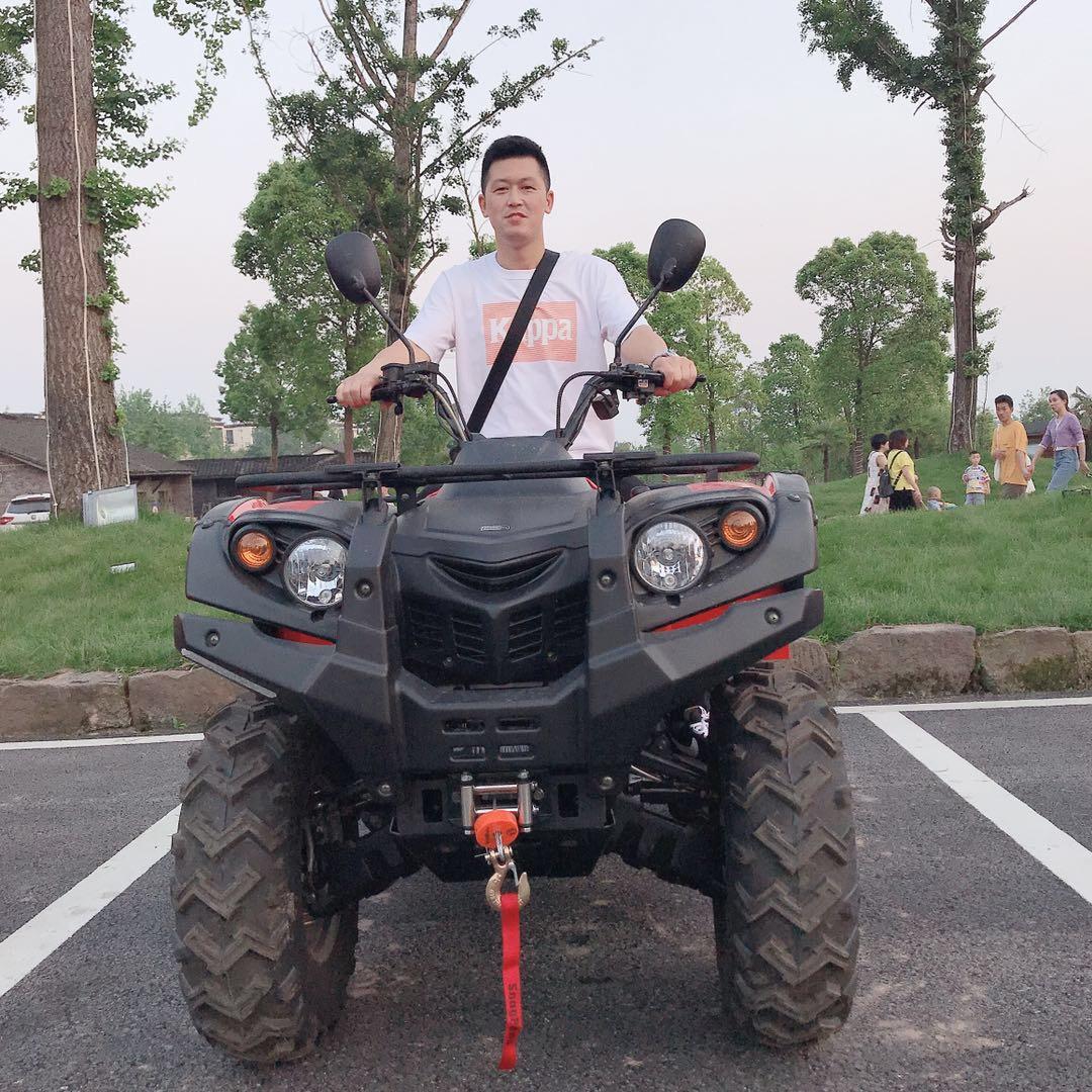 四川荣耀辉煌商贸有限责任公司