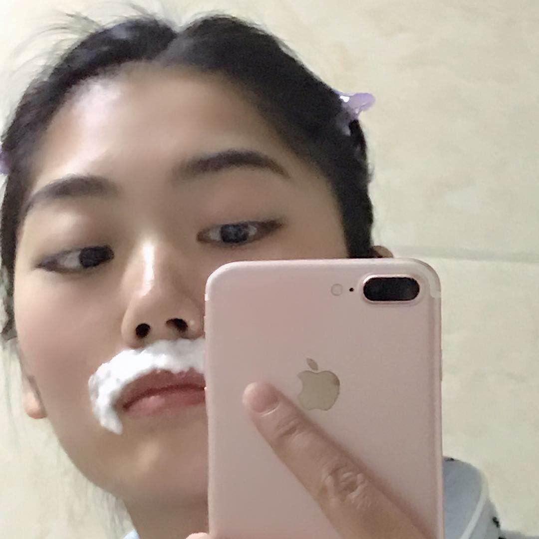 飞翔的企鹅