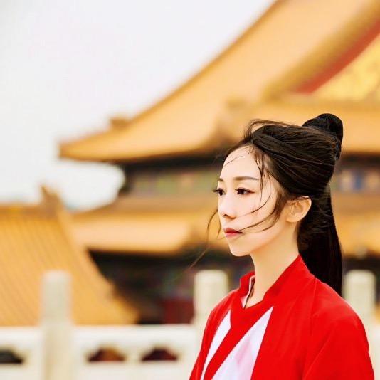 毛毛丫头