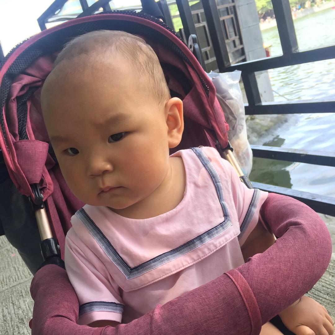 孤 独