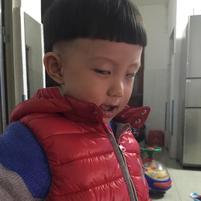 美妆颜鉴