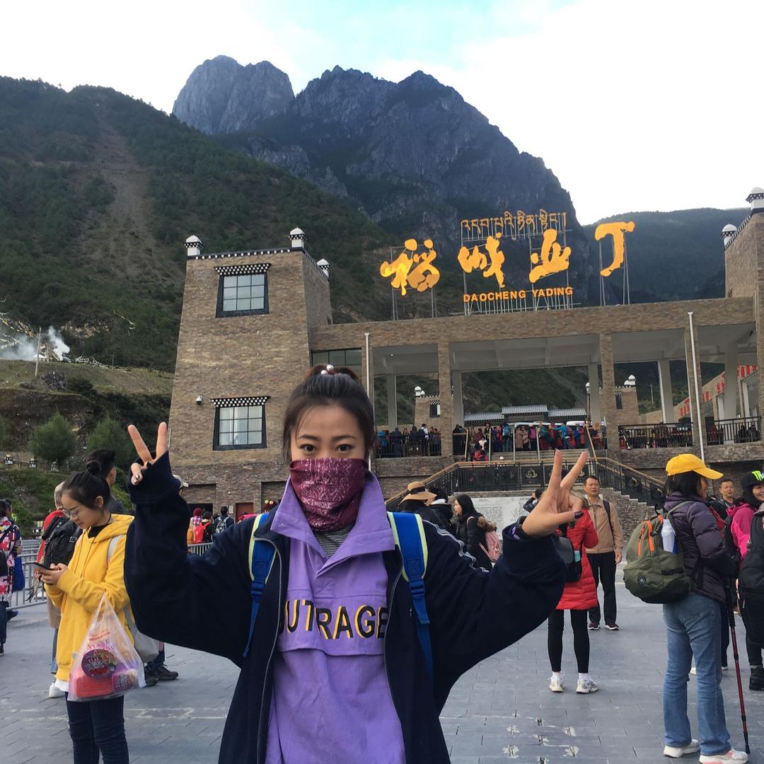 小倩遛遛哒