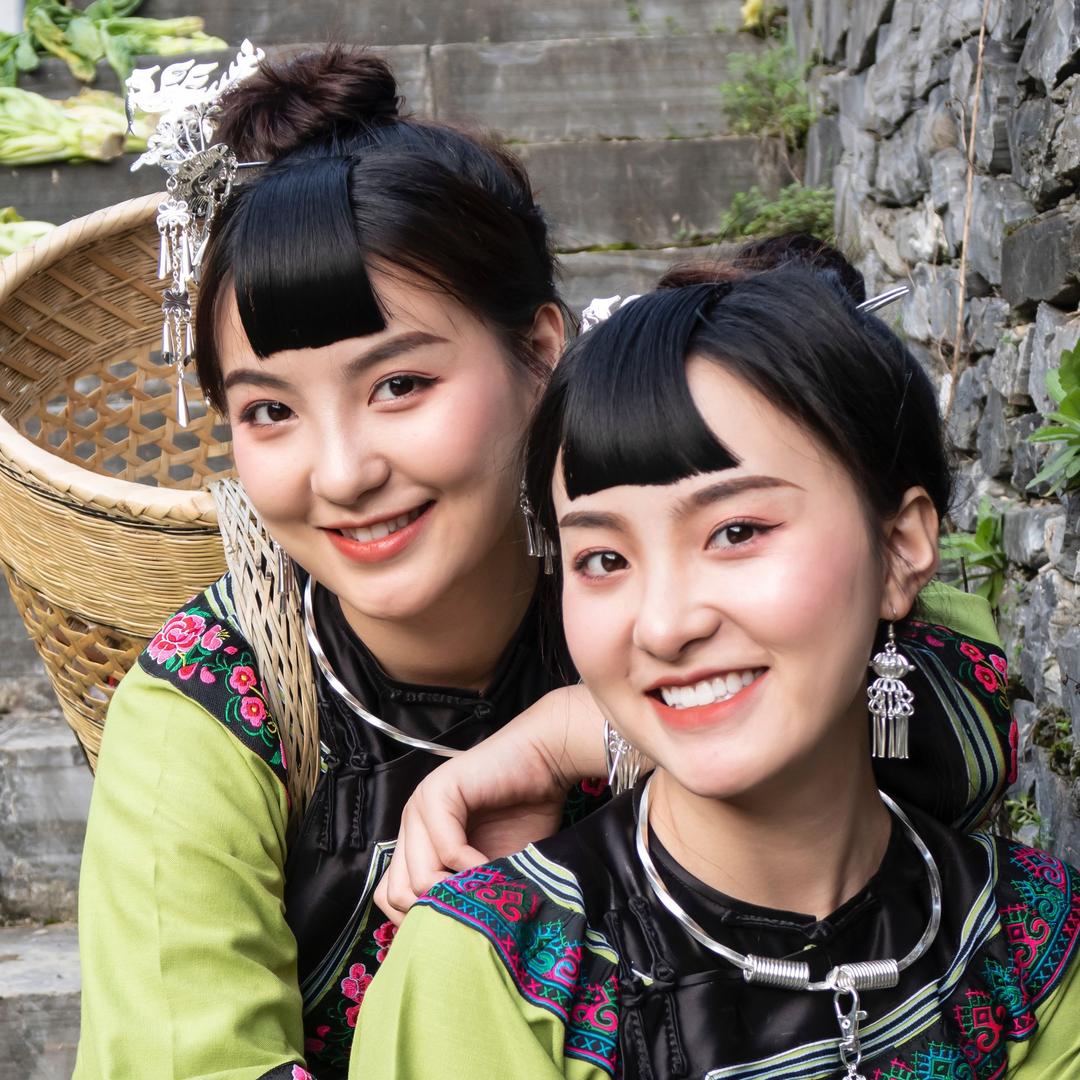 🐟苗族双胞胎姐妹🌸@抖音