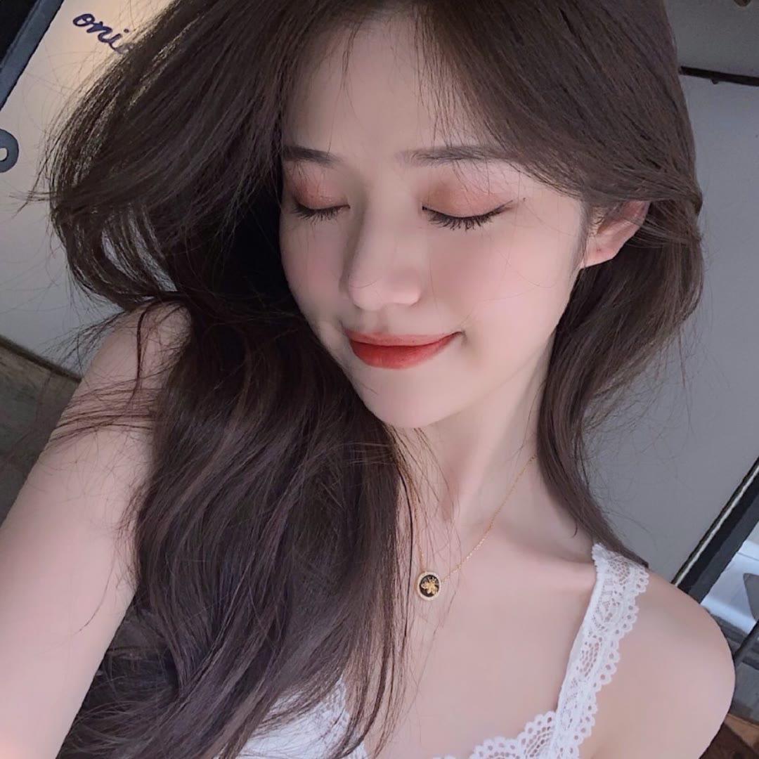 胭