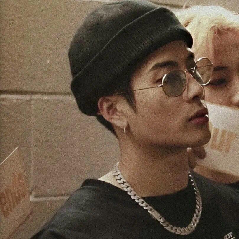 ～