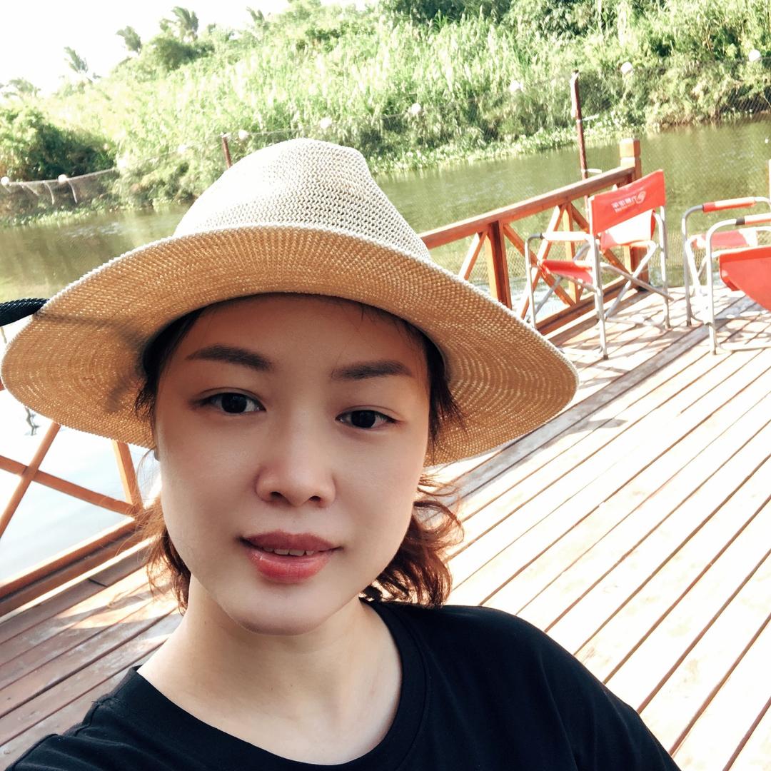 爱玩的张姐