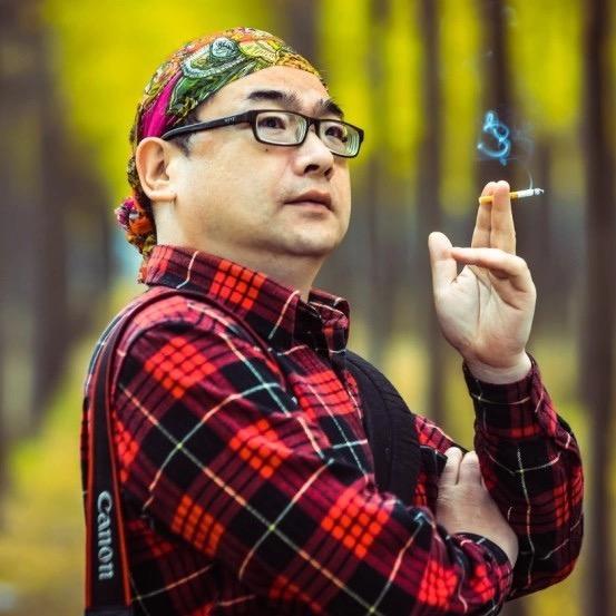月光下的狼
