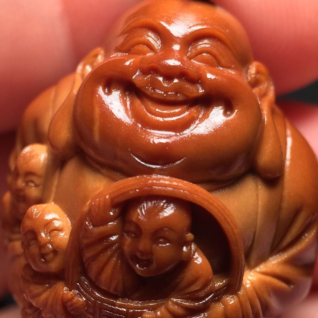 高梅核雕
