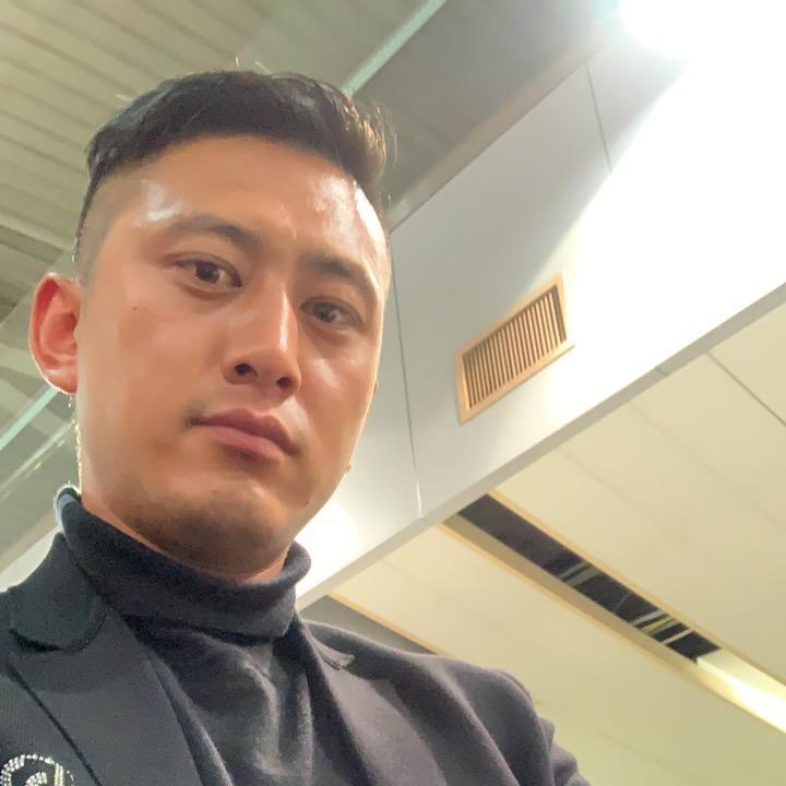 小眼迷人