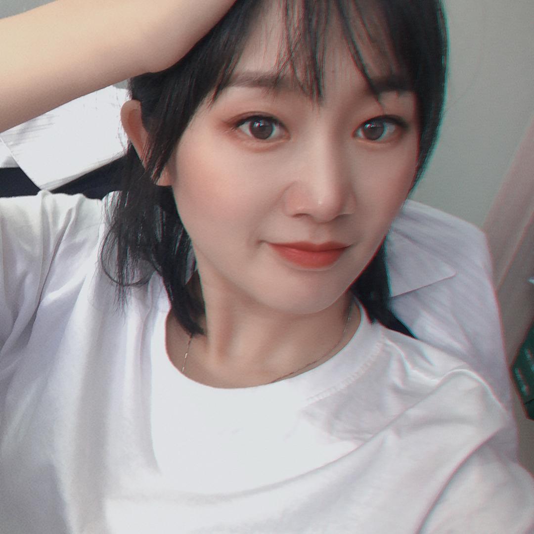 我叫李月
