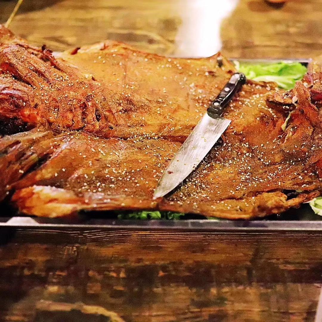 内蒙古巴盟人在深圳葵涌官湖做烧烤