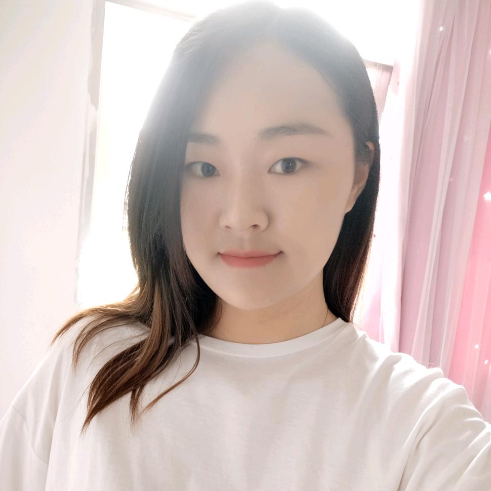 莉莉娅♥卖凉皮的小裁缝♛