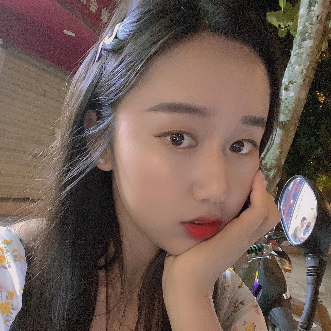 杨梅子