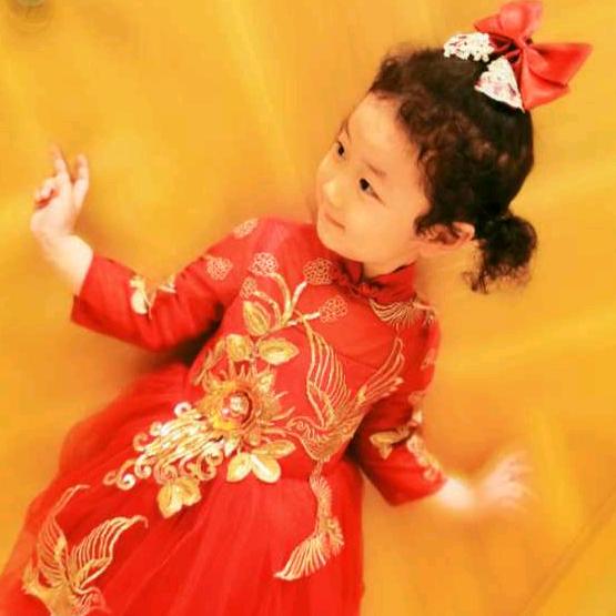 卷发小肉包外婆