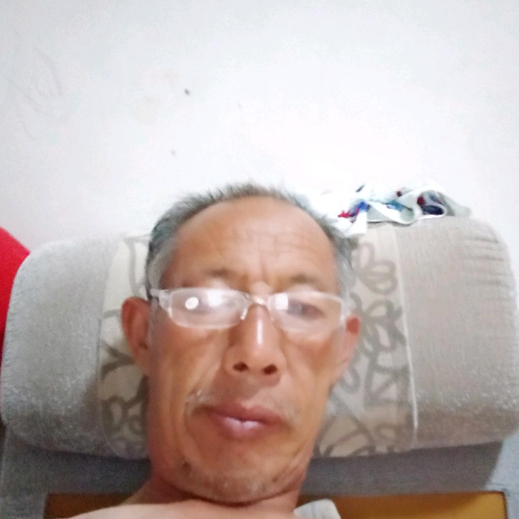 图图爷是文文_