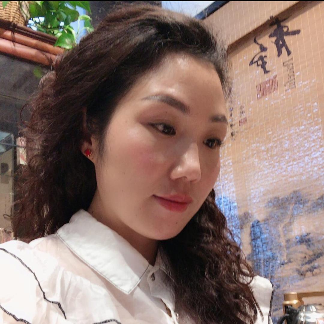 御品轩鸡血石