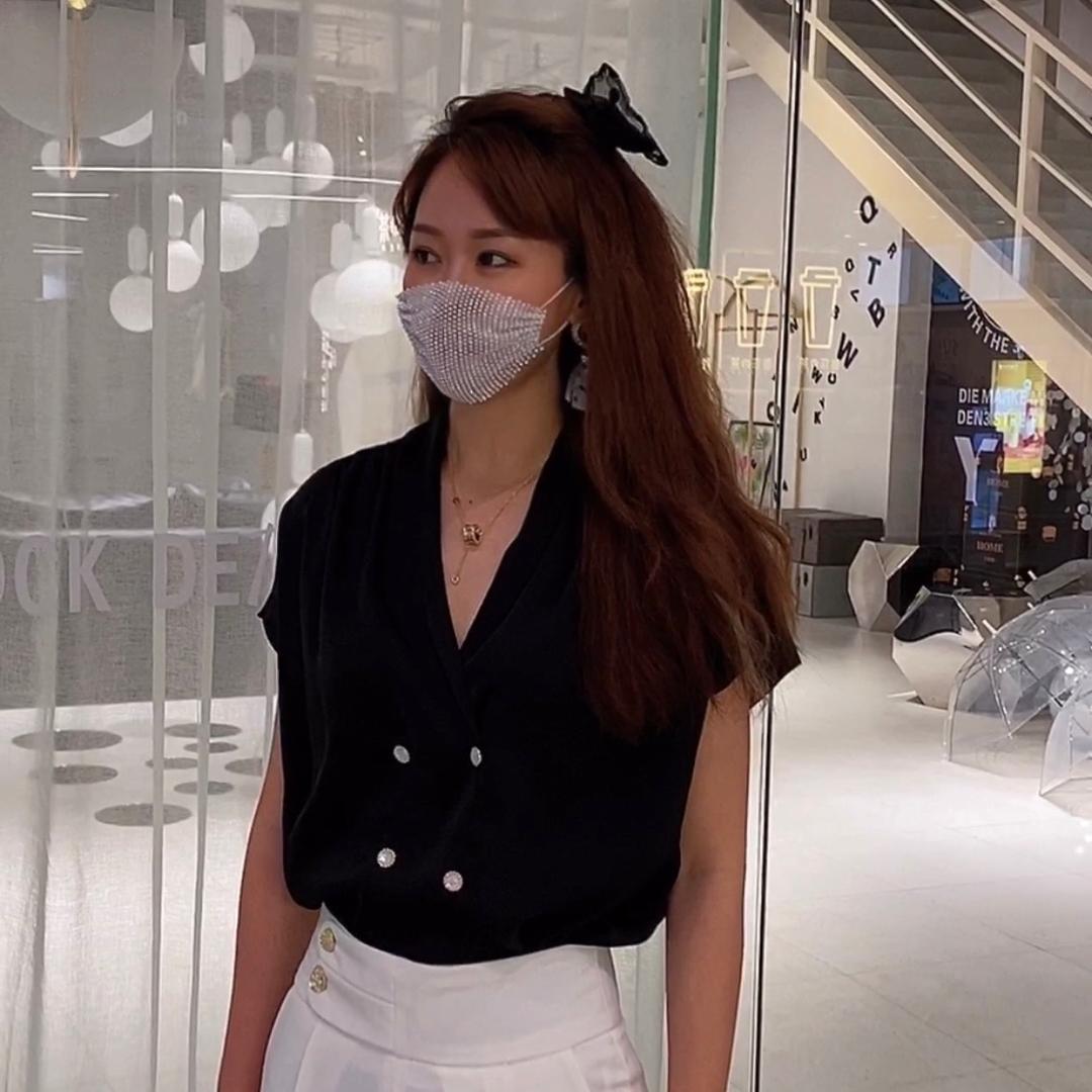米小露