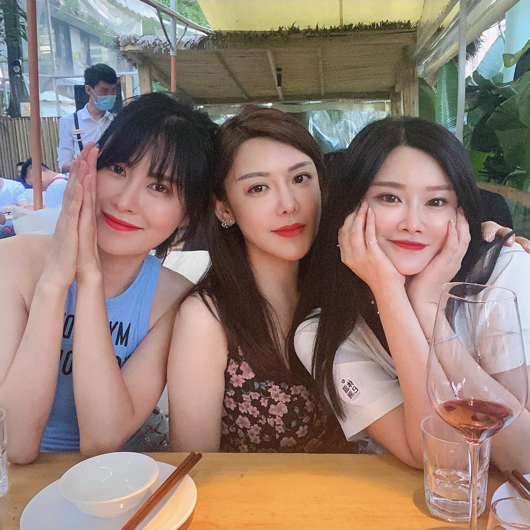 老闺蜜👭