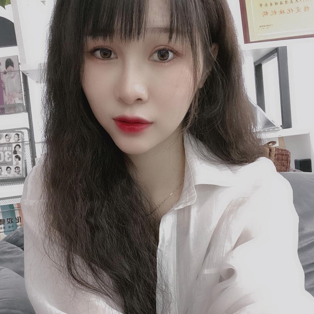 化妆师小a