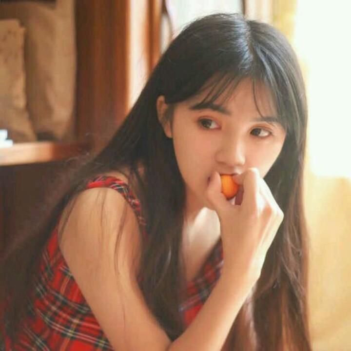 山月，