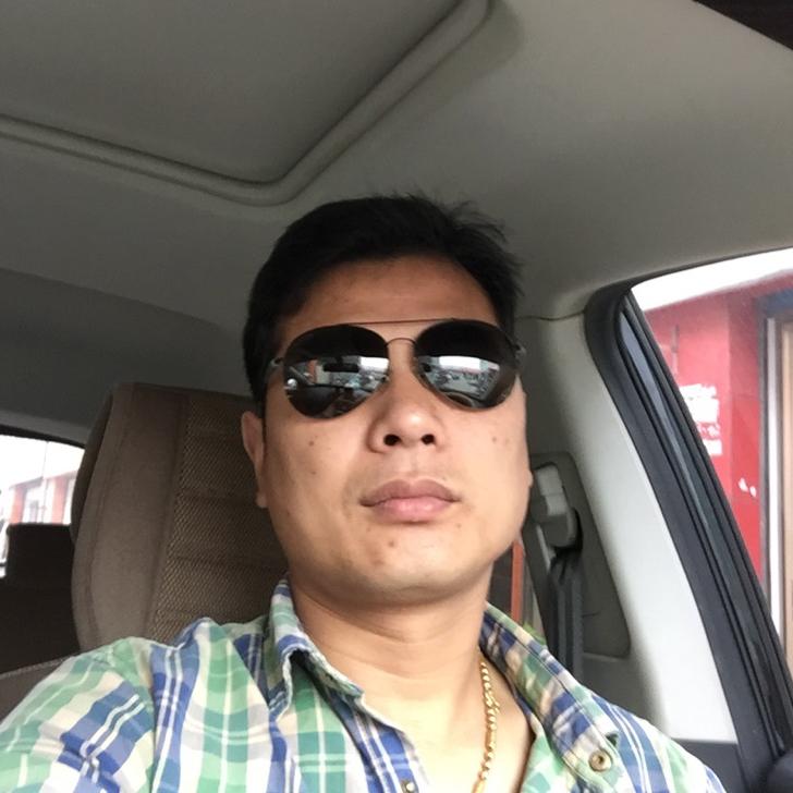 路与他人各不同，不必听风就动容。