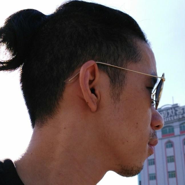 Mr.Luo