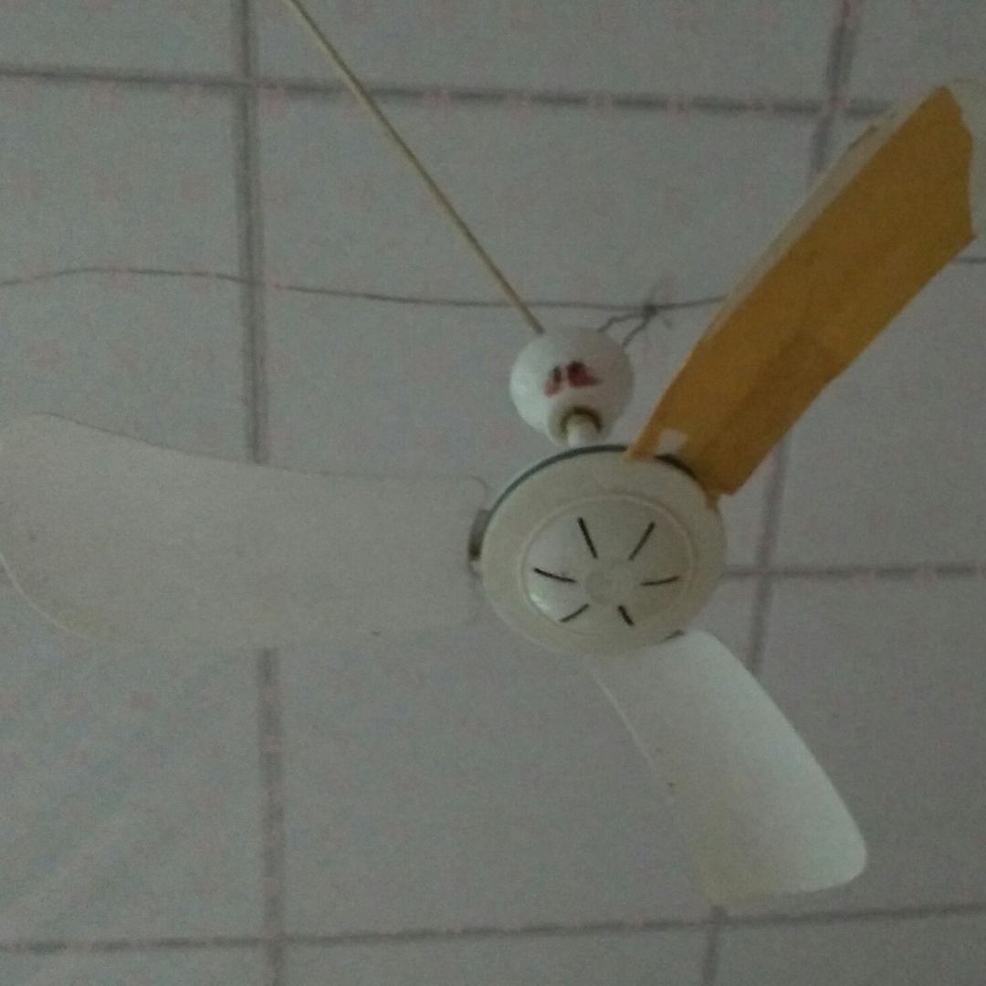 专业彩钢瓦，专做瓦房平房隔热防水