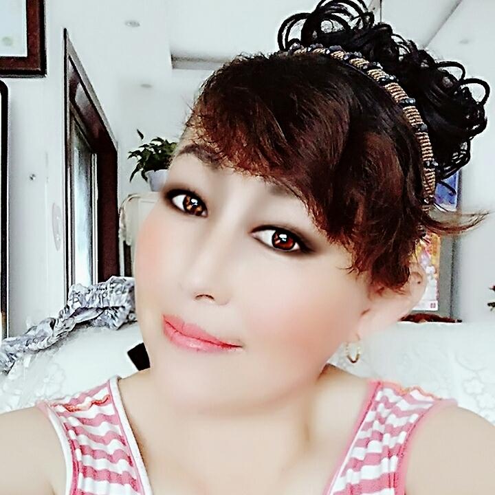华姐《花卉之家🌹专业教养花》