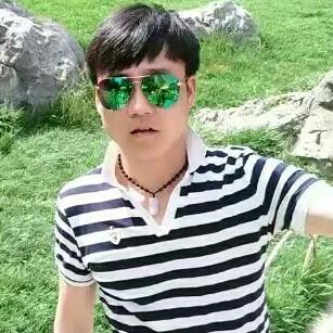 满眼★星✔“何”