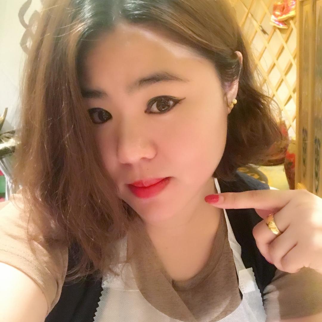 宽城区范雪大码女士服装店的小店