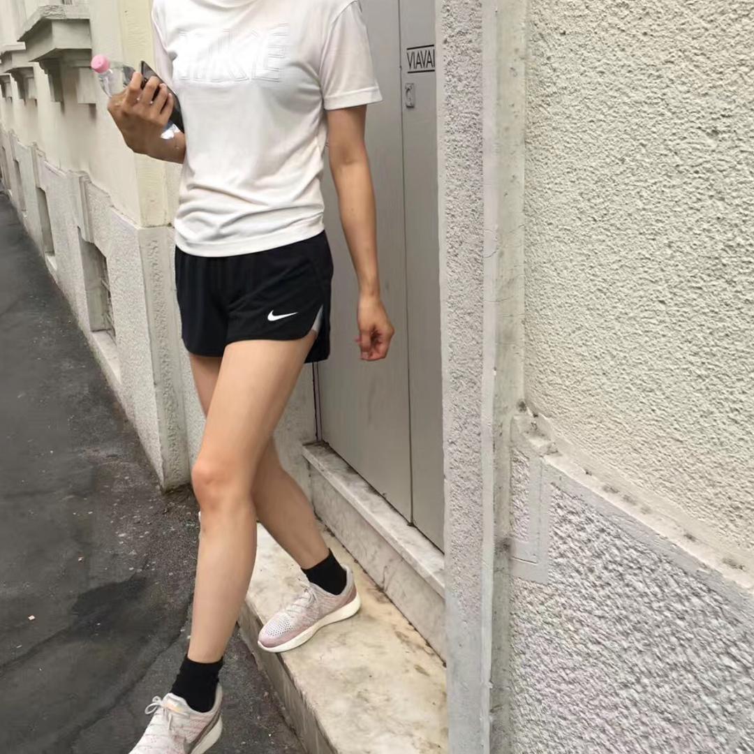 Na