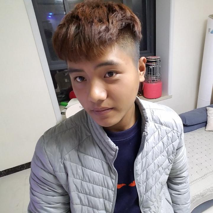 二和尚。