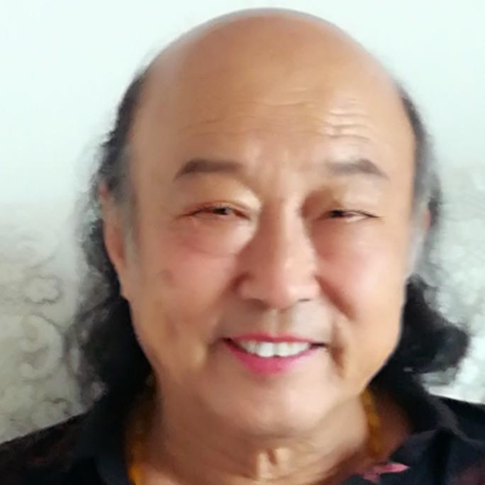 曲胡演奏家