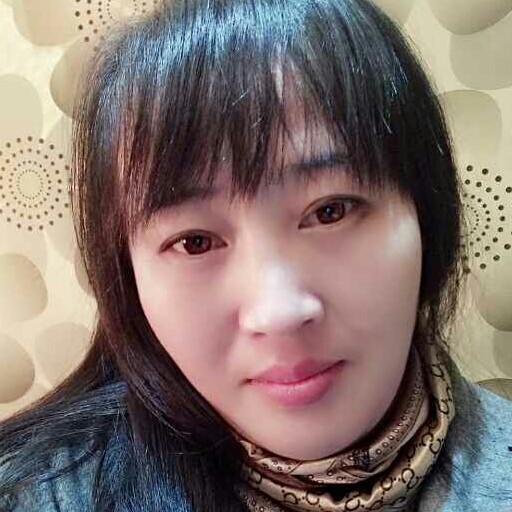 养黑山羊的玲玲妈