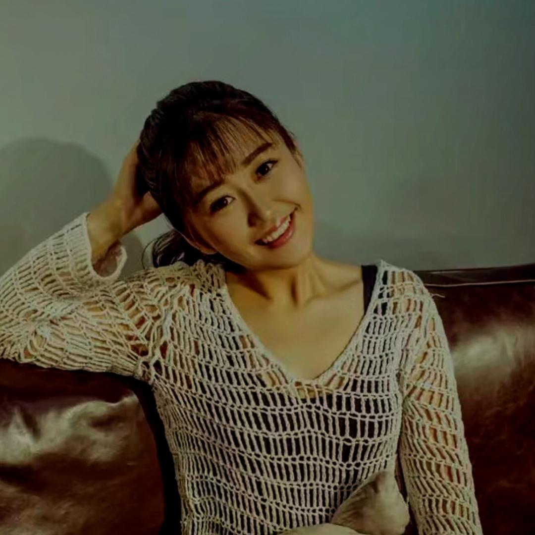 张 松 .💃