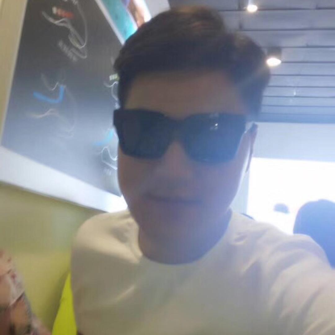 米其林轮胎、曹志勇