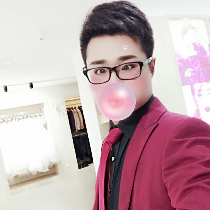 神话中的男人丶
