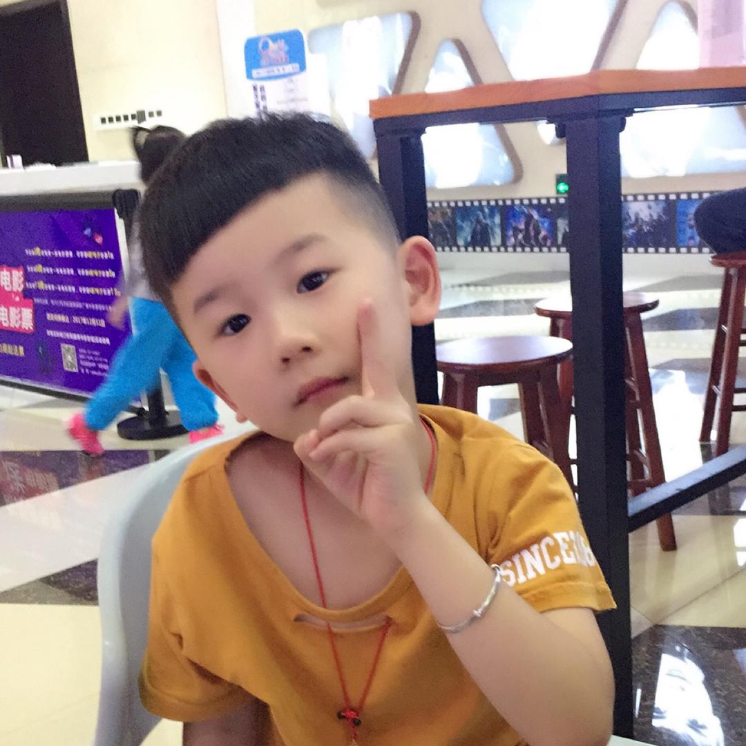 🌈🌈🌈蜡笔🖍️小丸子🍡