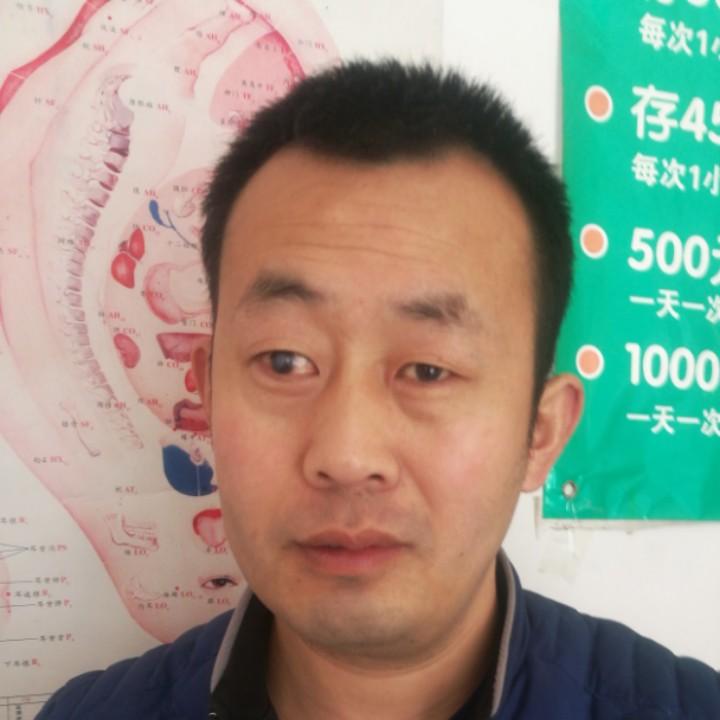 老张不老。
