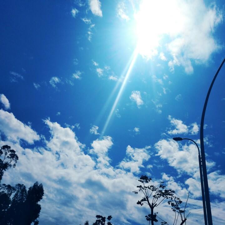 顺水。