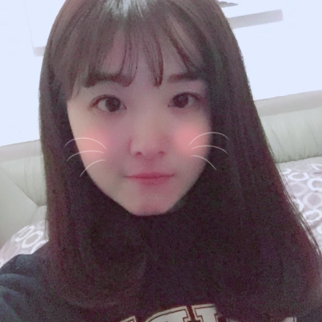 大写的Z 小写的y