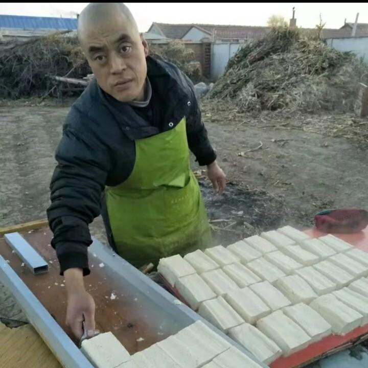 卖豆腐的光头强