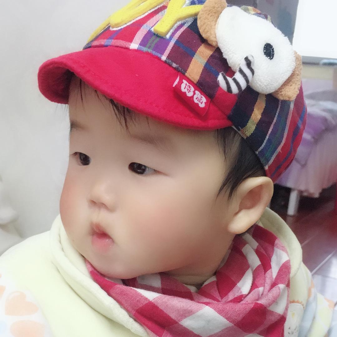 闹腾的含含