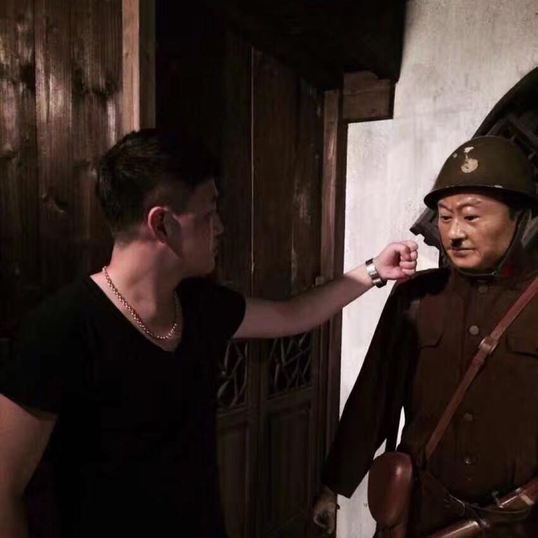 手机、电脑、找阿东