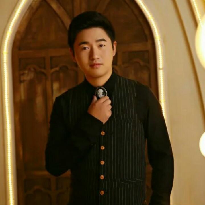 开挖角鸡的小锅锅