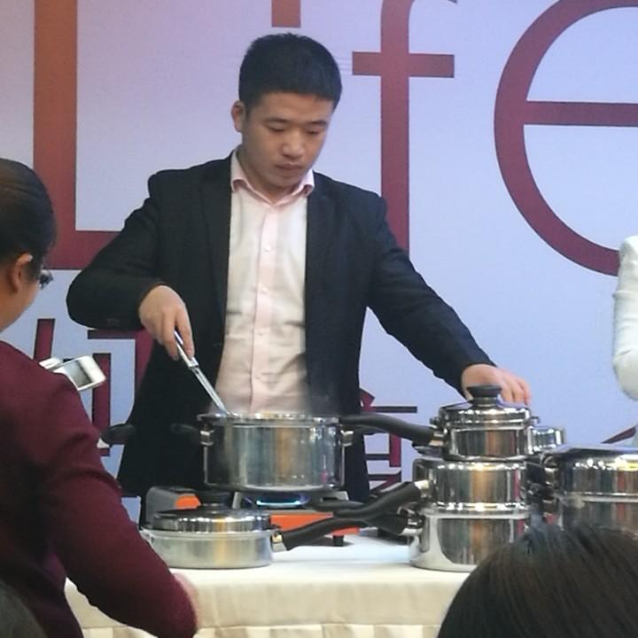 斯帝博