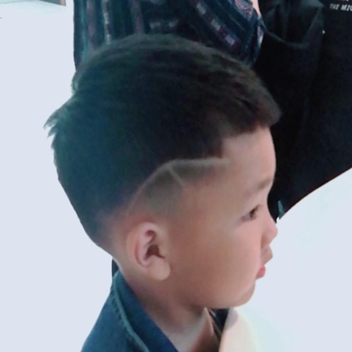 🐷^叮🐲大人＞🐯