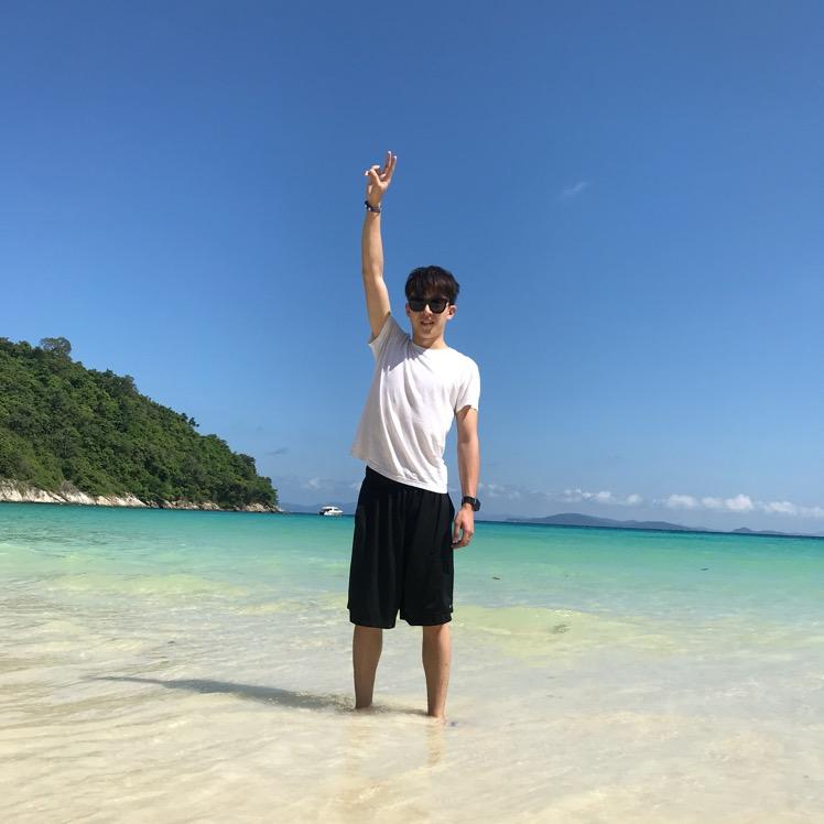 叫我小童就好