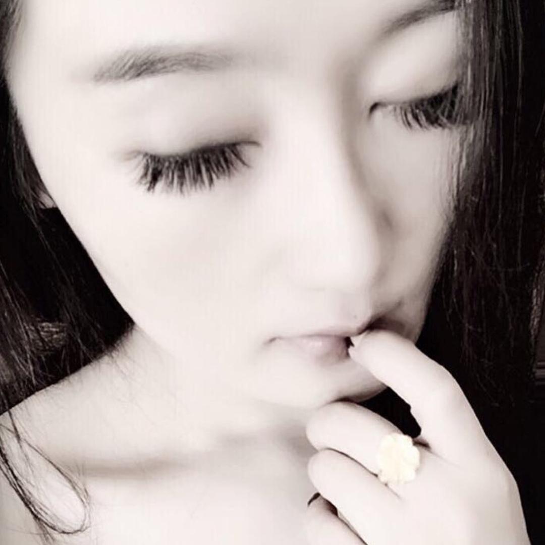 网hong💃