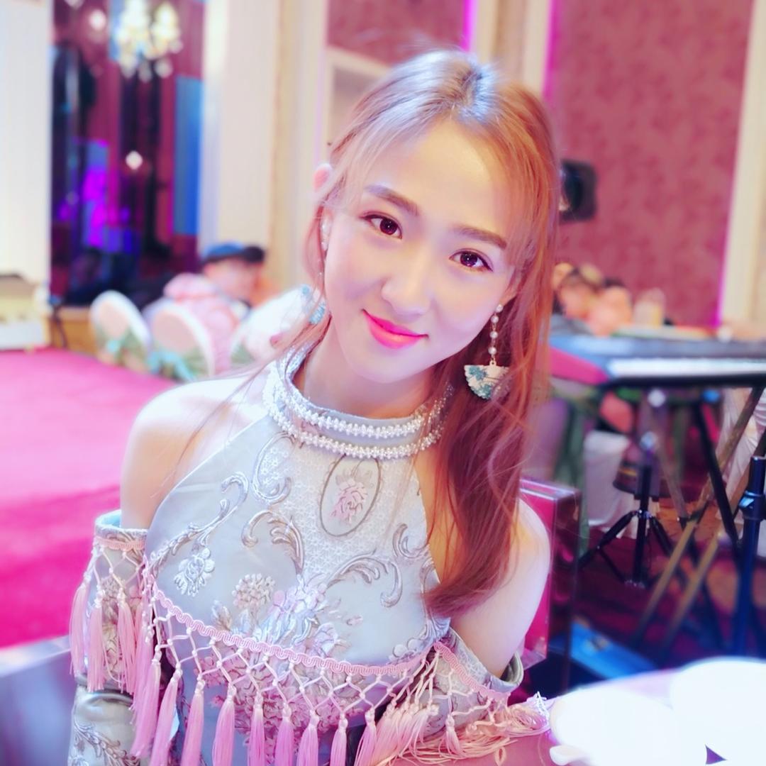 邻家小妹宁宁